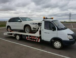Услуга Доставки Автомобилей с Помощью Эвакуатора: Безопасность и Надежность в Дороге